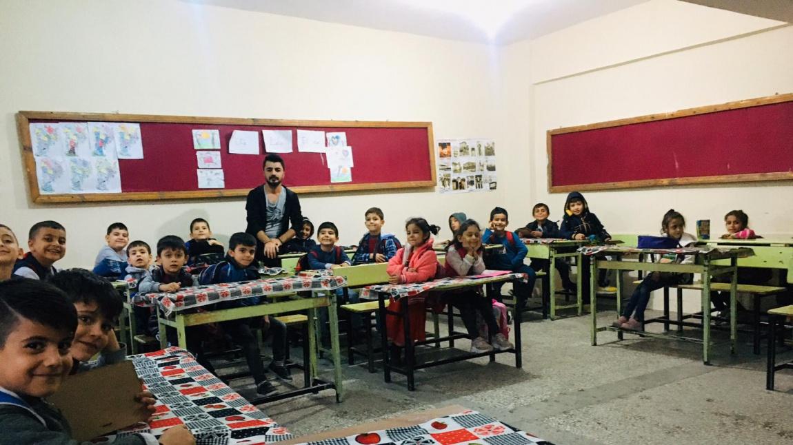Fırat KÖMÜRCÜ - Sınıf Öğretmeni